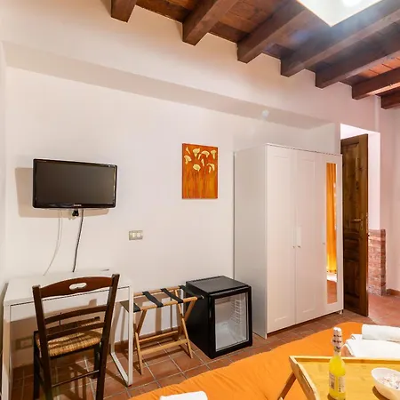 Elsa D'ortigia - I Tre Archi Pensionat 3*