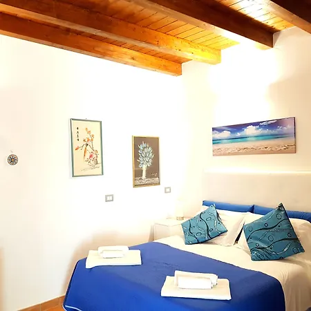 Elsa D'ortigia - I Tre Archi Syracuse