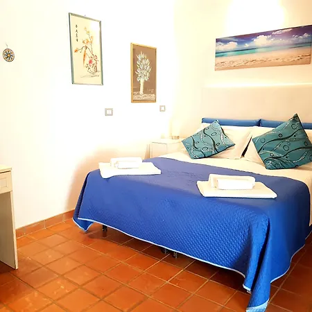 Elsa D'ortigia - I Tre Archi Syracuse