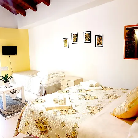 Elsa D'ortigia - I Tre Archi 4*