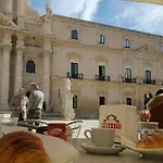 Elsa D'ortigia - I Tre Archi Casa de hóspedes 3*
