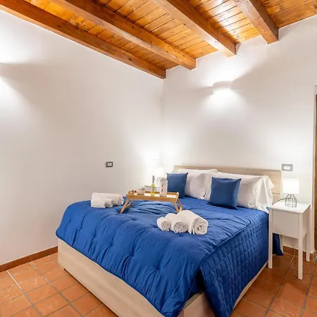 Elsa D'ortigia - I Tre Archi Syracuse